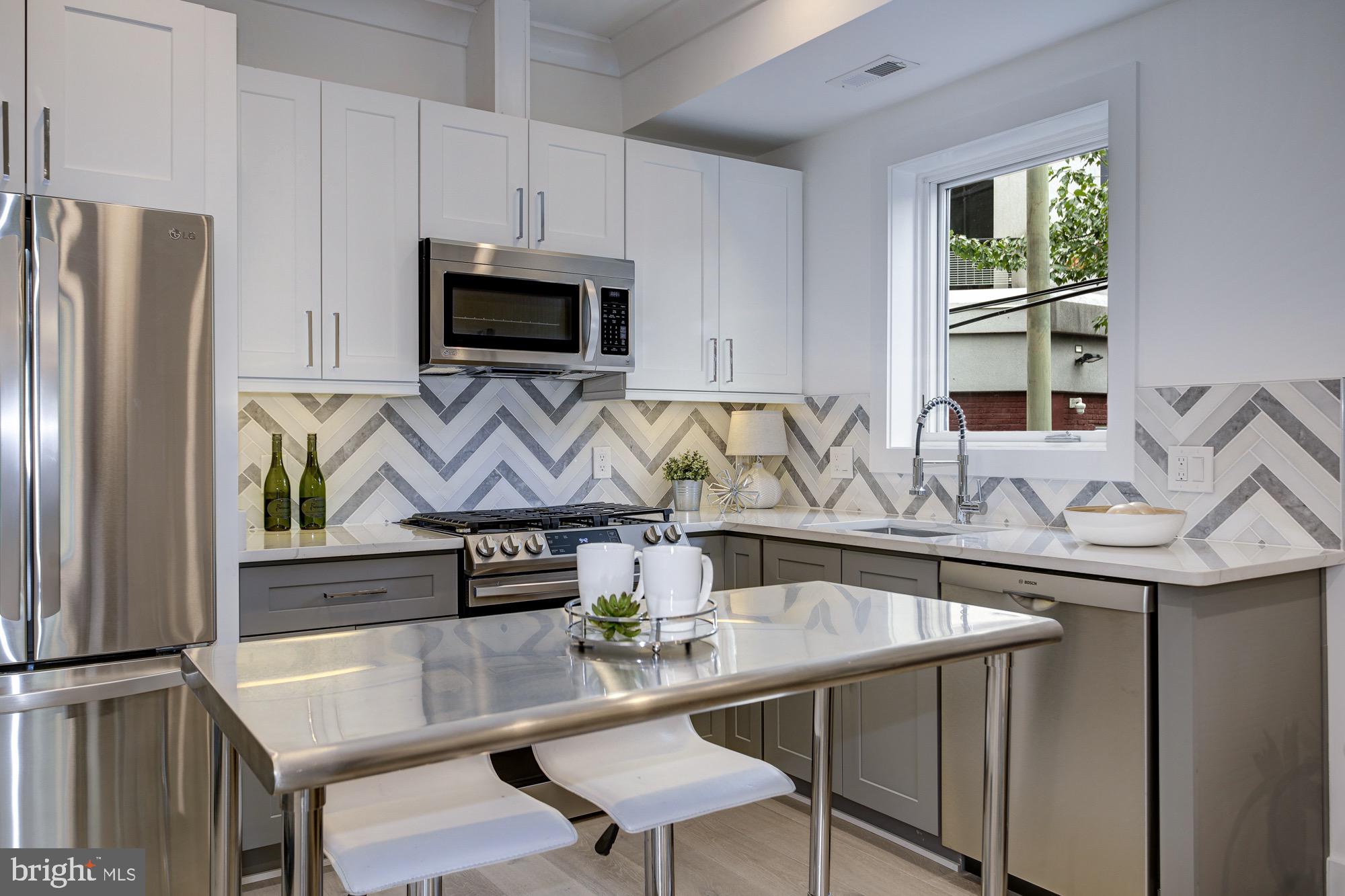 2429 Ontario Road Northwest, Unit 3 Washington, DC 20009 - Photo 3 of 11 Gorgeous Kitchen