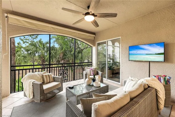 $899,000 | 9097 Cherry Oaks Trail, Unit 201, Naples, FL 34114