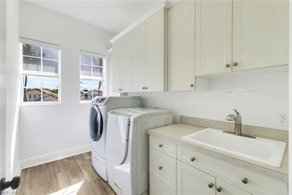 $899,000 | 9097 Cherry Oaks Trail, Unit 201, Naples, FL 34114