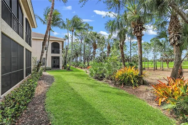$899,000 | 9097 Cherry Oaks Trail, Unit 201, Naples, FL 34114