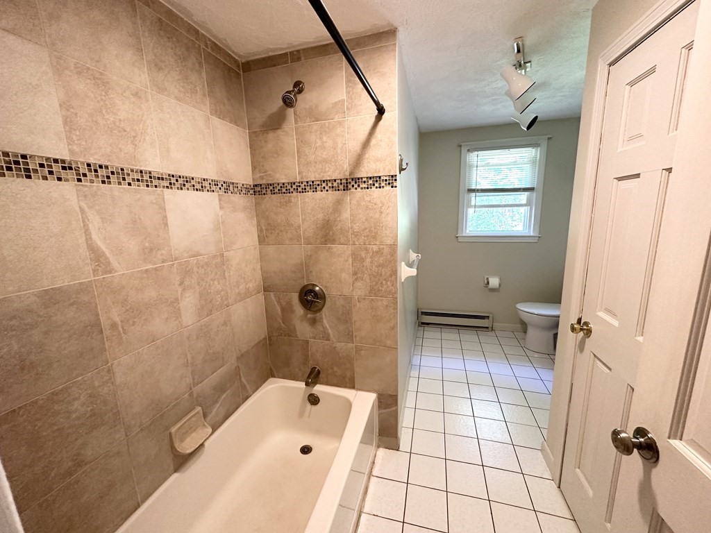 9 Spring Road Londonderry, NH 03053 - Photo 17 of 28 Gallery Image 17
