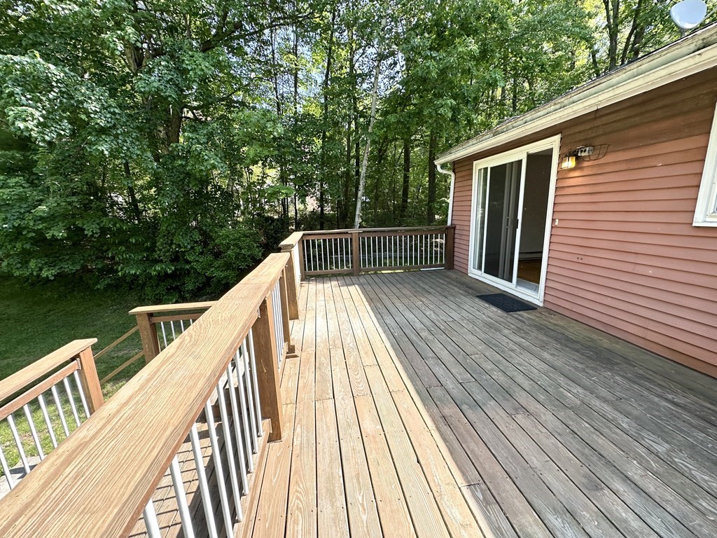 9 Spring Road Londonderry, NH 03053 - Photo 23 of 28 Gallery Image 23