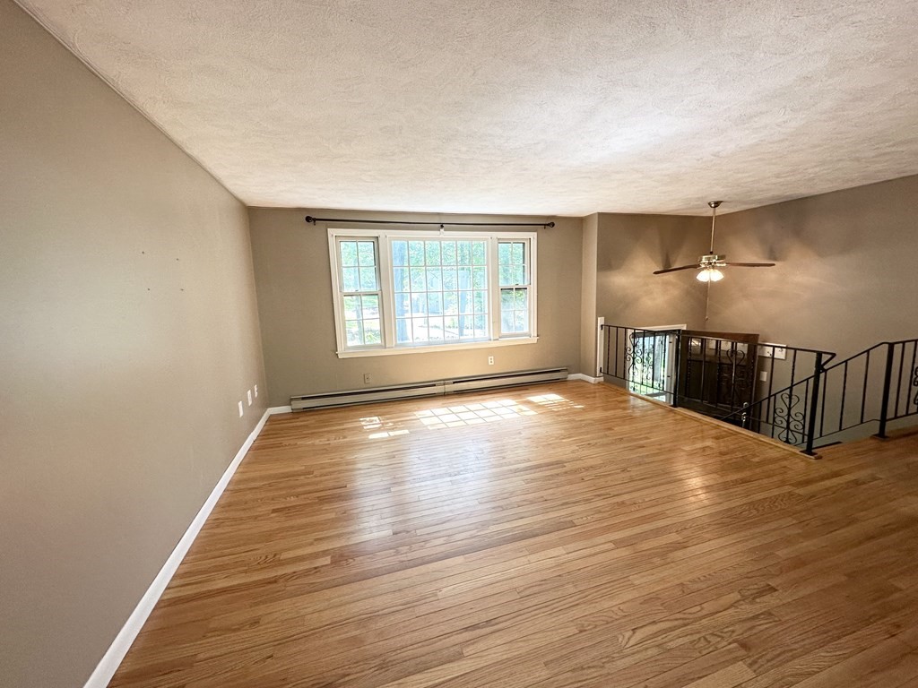 9 Spring Road Londonderry, NH 03053 - Photo 7 of 28 Gallery Image 7