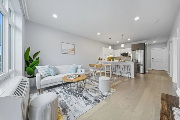$650,000 | 18 Cliveden Street, Unit 201, Quincy, MA 02169