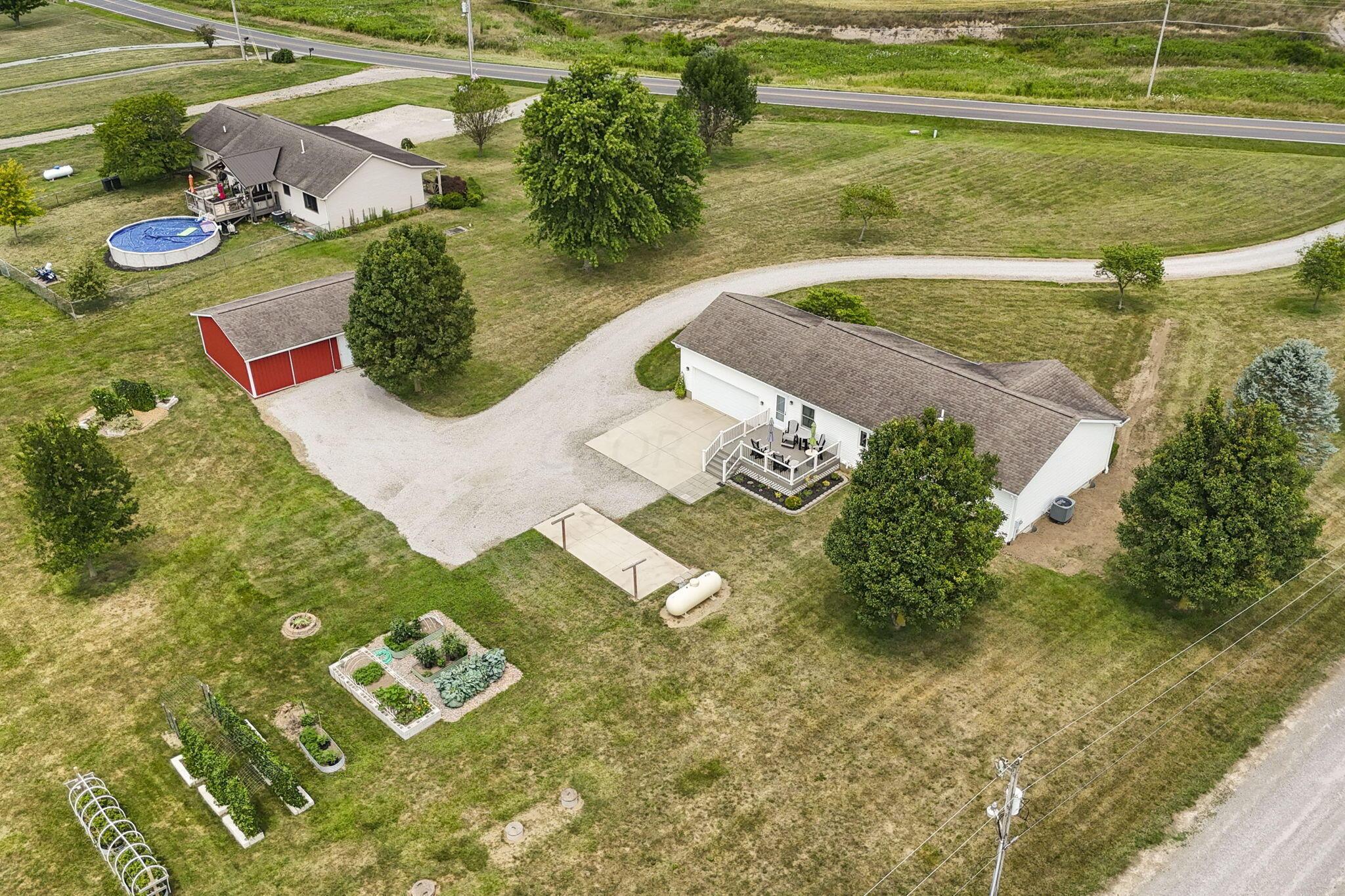 630 Biers Run Road Chillicothe, OH 45601 - Photo 5 of 37 2024-7-18 630 Biers Run Rd 006