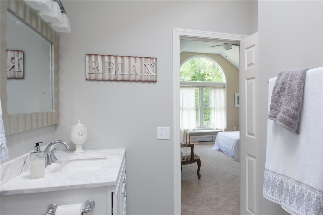 5570 Post Road, Unit 4 East Greenwich, RI 02818 - Photo 21 of 32 Gallery Image 21