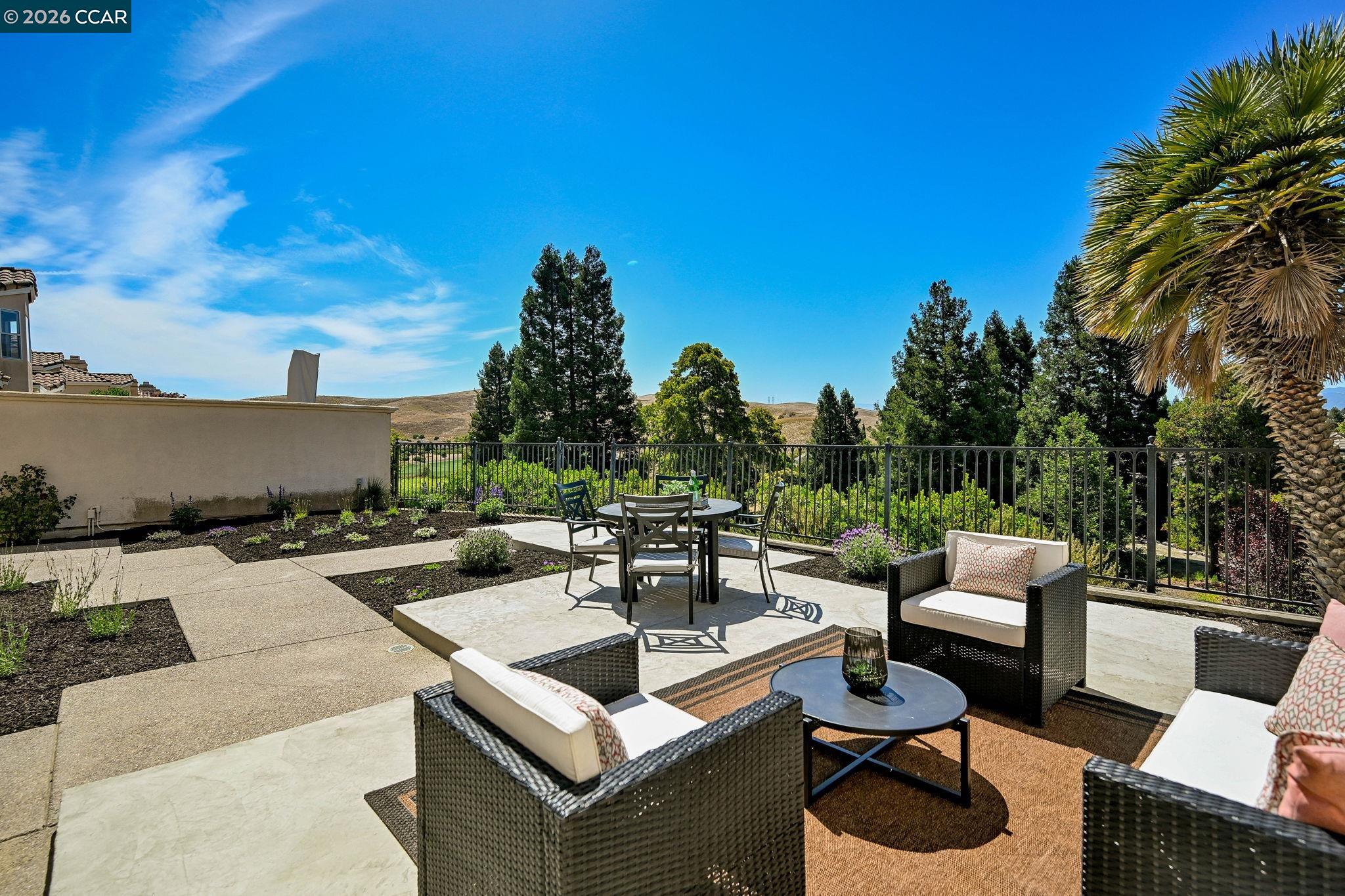 140 Cortona Drive San Ramon, CA 94582 - Photo 5 of 38