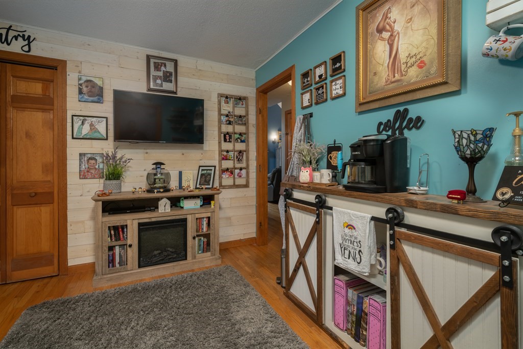 168 Wales Road Monson, MA 01057 - Photo 11 of 32