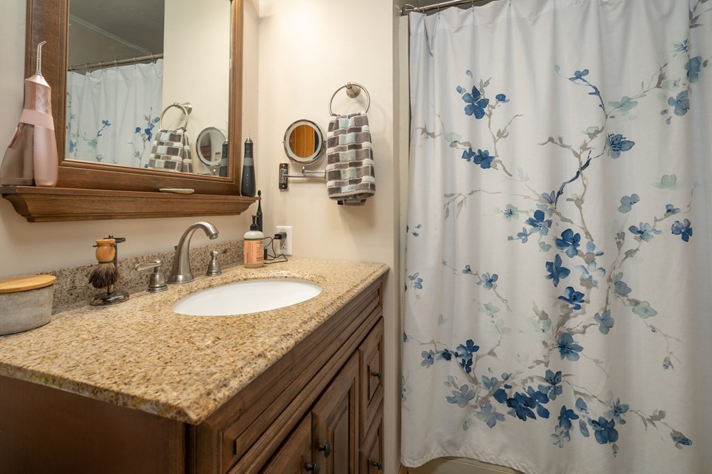 168 Wales Road Monson, MA 01057 - Photo 9 of 32
