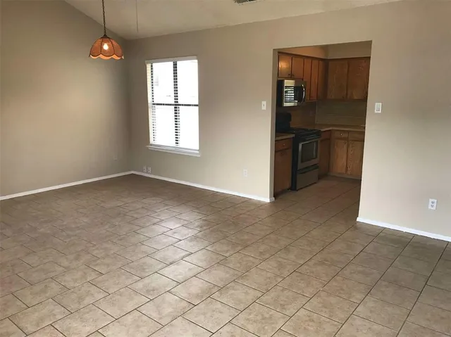 $1,450 | 1129 Suburban Street, Unit 1131, Cedar Hill, TX 75104