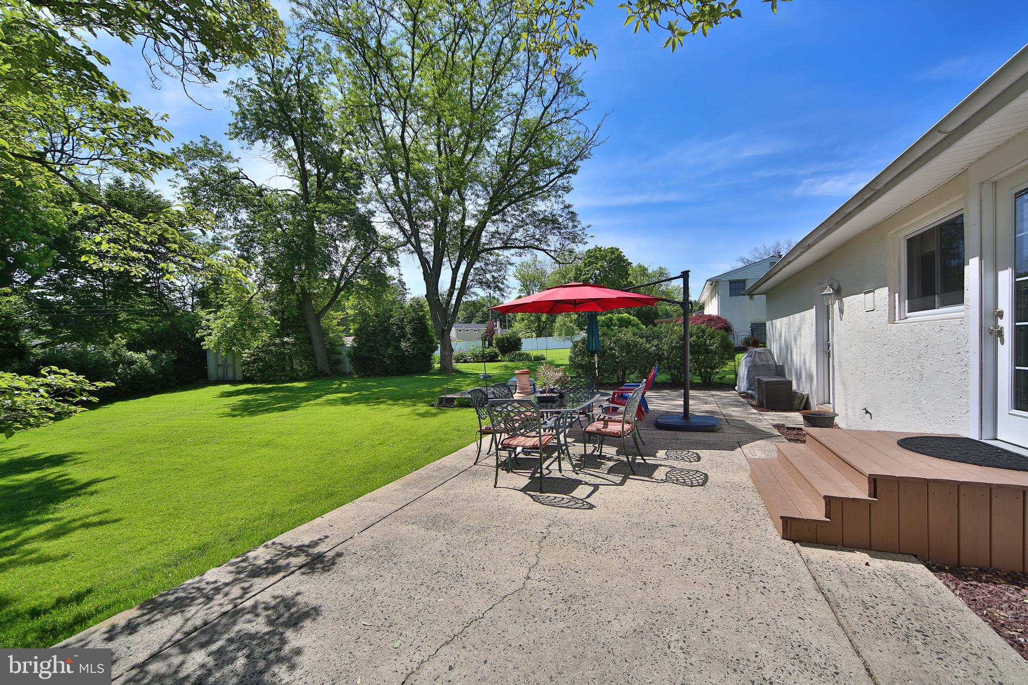 51 Mallard Road Holland, PA 18966 - Photo 14 of 20 Patio Off of Rear