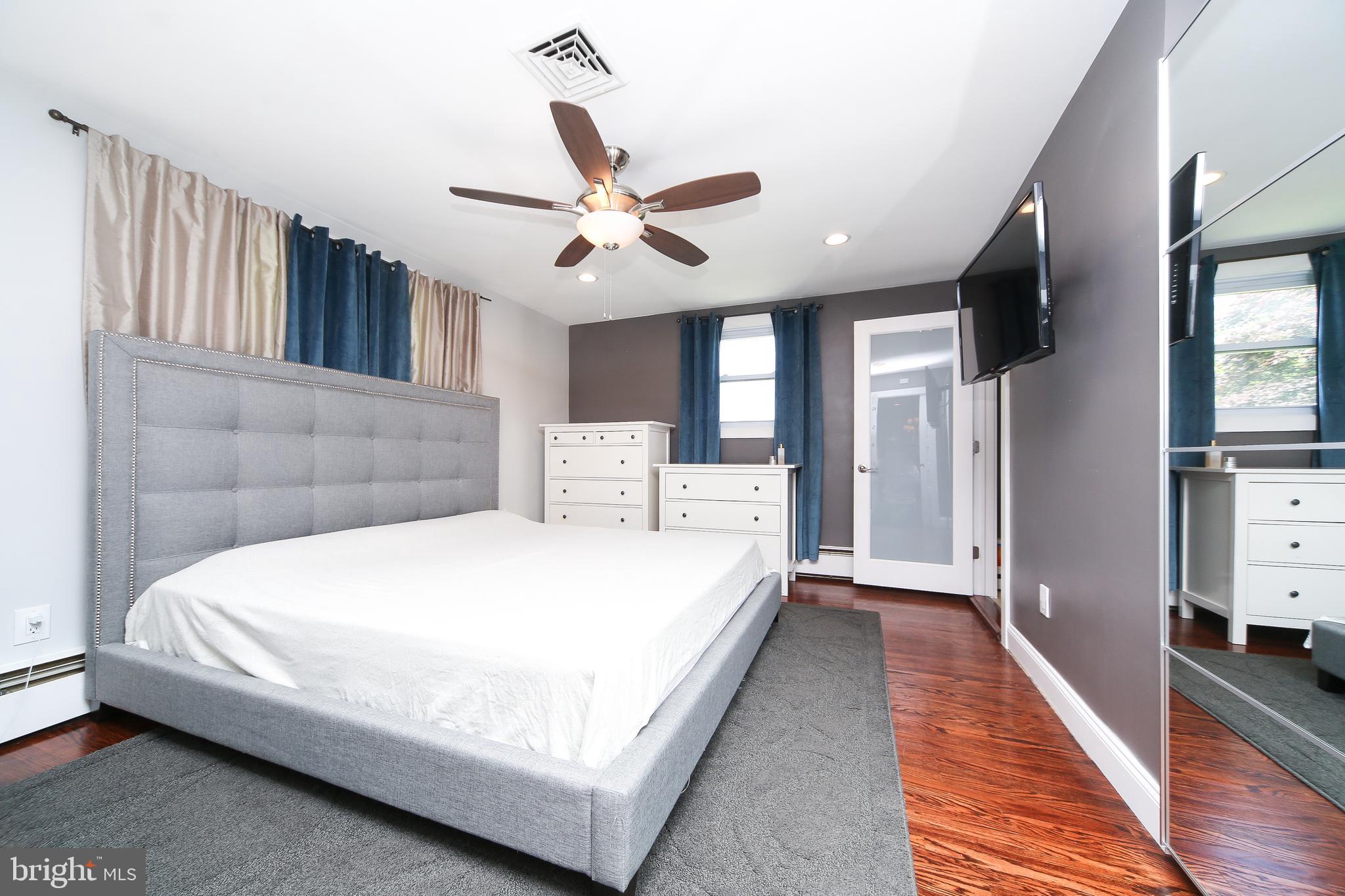 51 Mallard Road Holland, PA 18966 - Photo 7 of 20 Master Bedroom