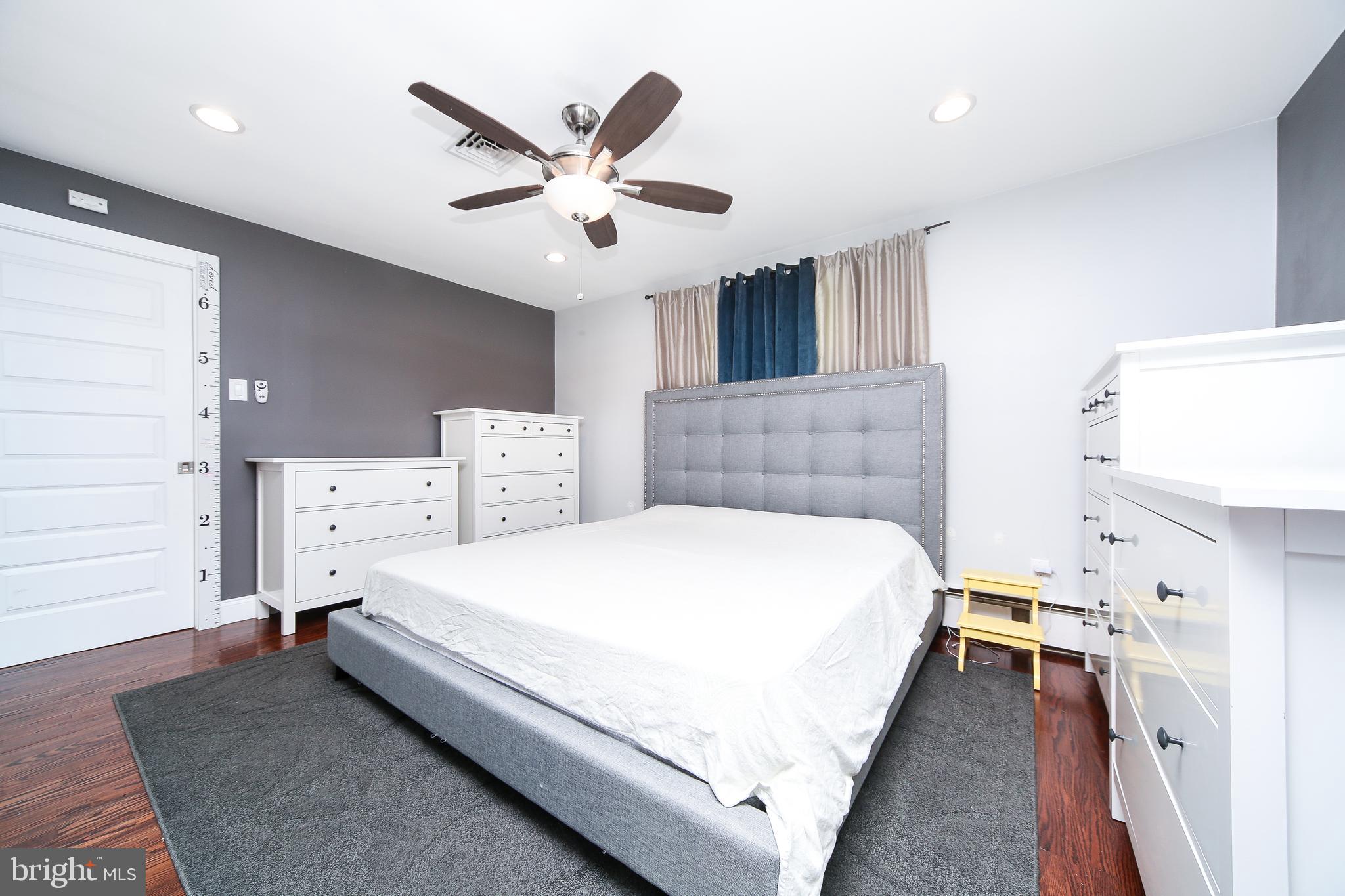 51 Mallard Road Holland, PA 18966 - Photo 8 of 20 Master Bedroom