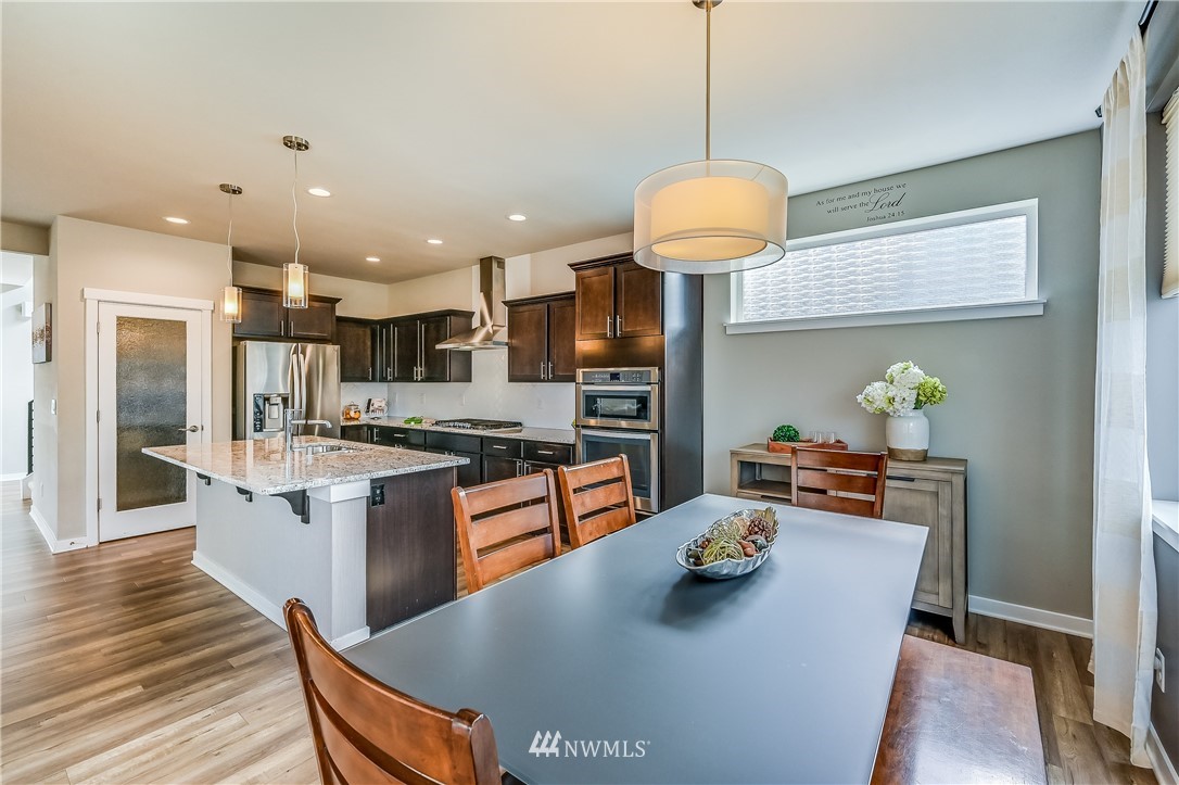 3702 193rd Place Southeast Bothell, WA 98012 - Photo 11 of 30