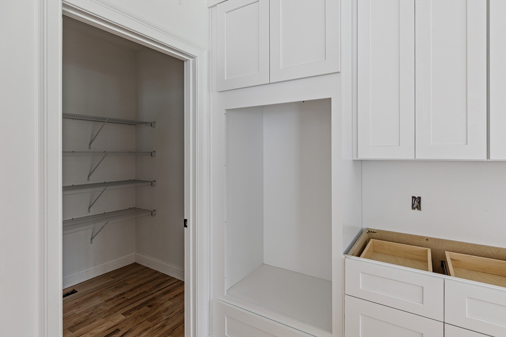 4 Abby Road Grafton, MA 01536 - Photo 17 of 35