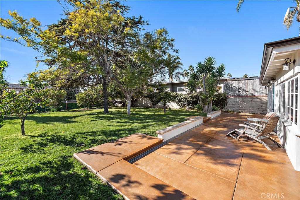 1209 C. Toledo San Clemente, CA 92672 - Photo 3 of 55 a view of a park with large trees
