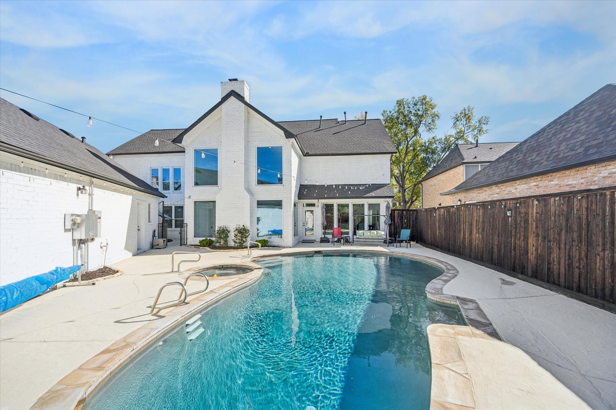 830 Silvergate Drive Houston, TX 77079 - Photo 37 of 38 a view of a house with backyard and sitting area
