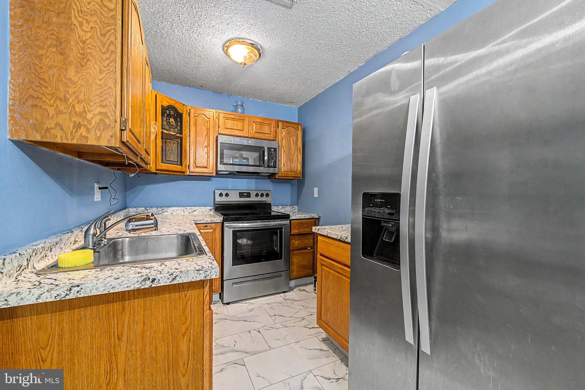 13 Stratton Court Absecon, NJ 08205 - Photo 3 of 17
