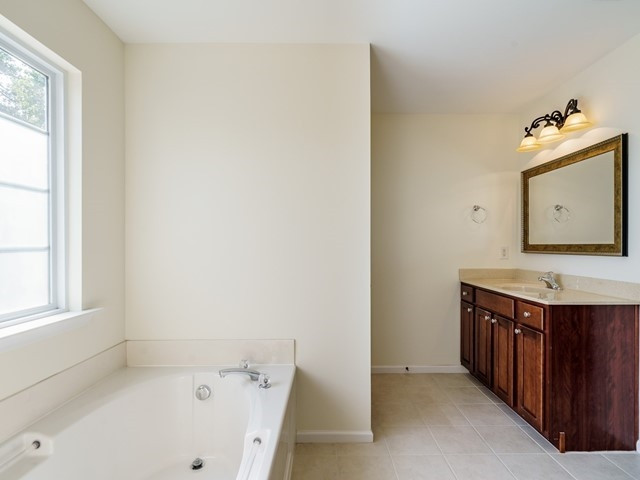 10657 Cardington Lane Raleigh, NC 27614 - Photo 18 of 27 Master Bath