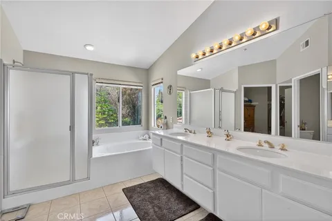 $999,999 | 12312 Edgecliff Avenue, Sylmar, CA 91342