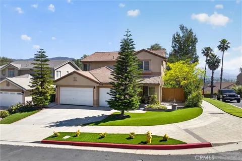 $999,999 | 12312 Edgecliff Avenue, Sylmar, CA 91342