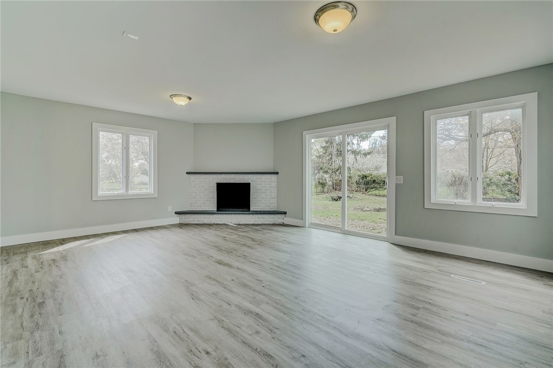 257 Park Ln Drive Webster, NY 14580 - Photo 21 of 46