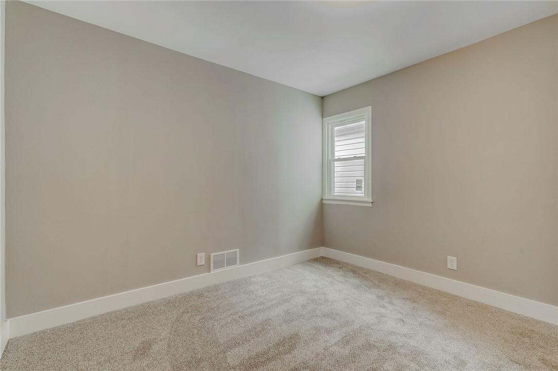 257 Park Ln Drive Webster, NY 14580 - Photo 29 of 46