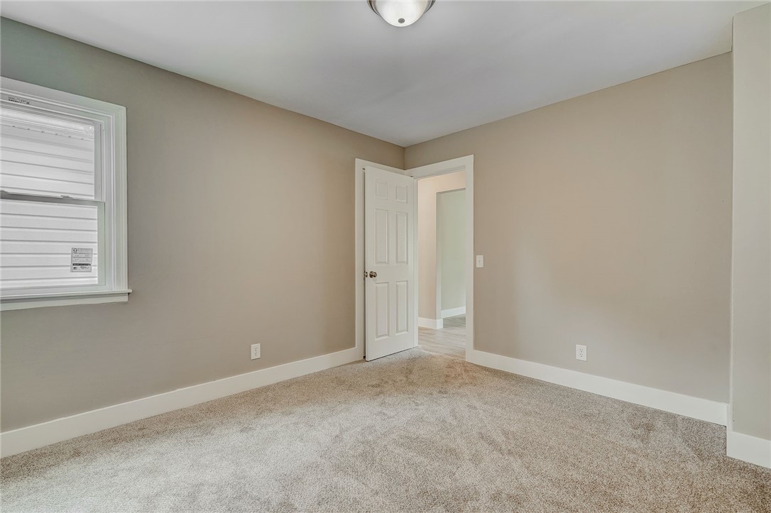 257 Park Ln Drive Webster, NY 14580 - Photo 30 of 46