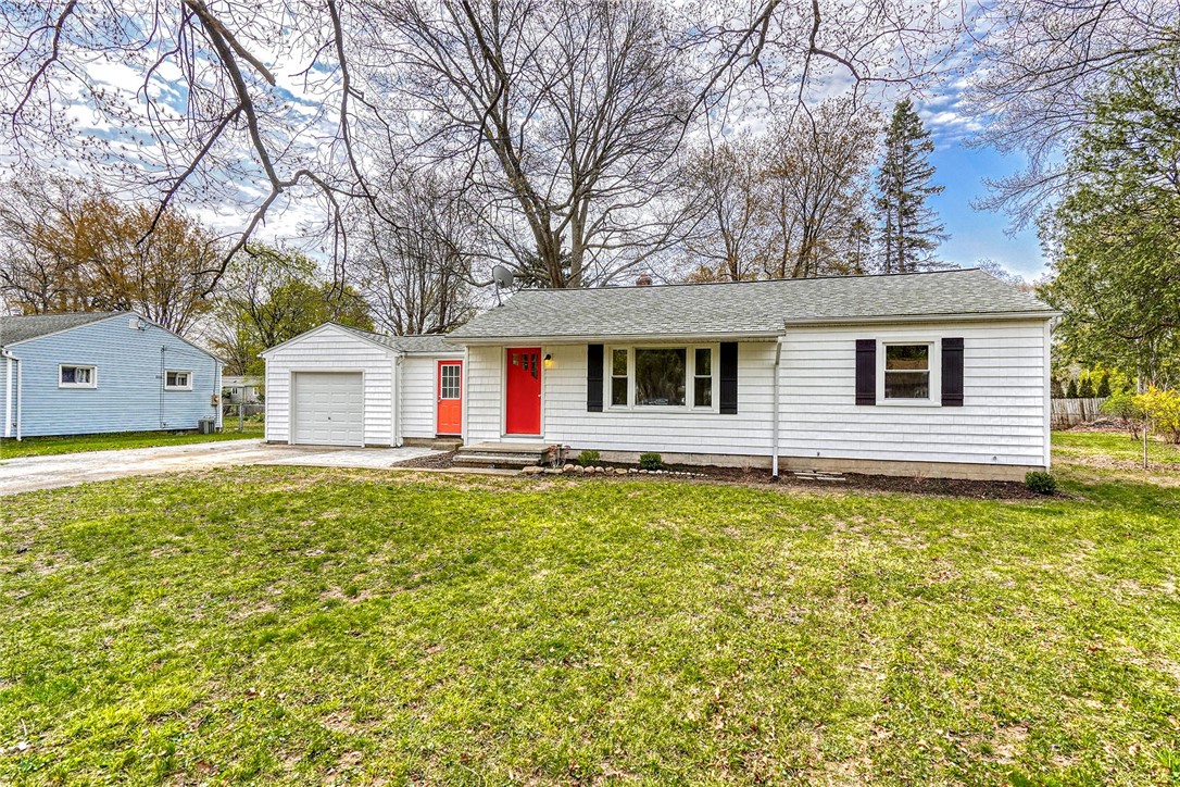 257 Park Ln Drive Webster, NY 14580 - Photo 3 of 46