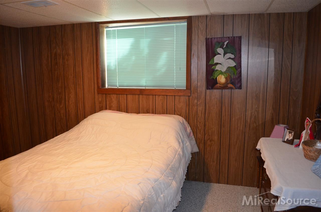 6057 Lynd Road Marlette, MI 48453 - Photo 19 of 30 31166050-18.JPG