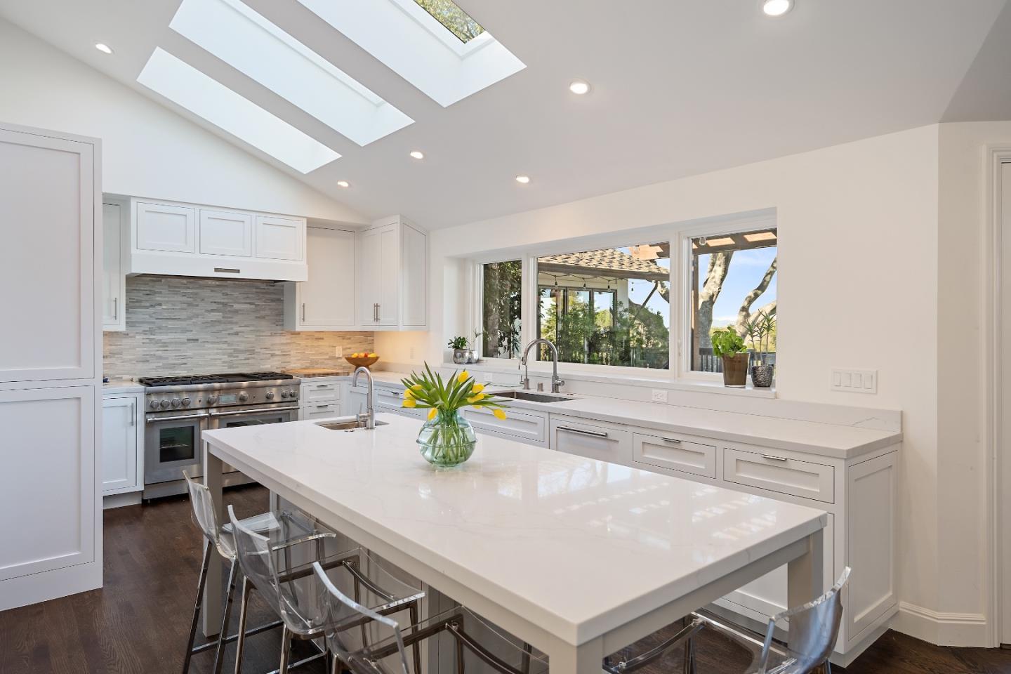 480 Pullman Road Hillsborough, CA 94010 - Photo 15 of 44