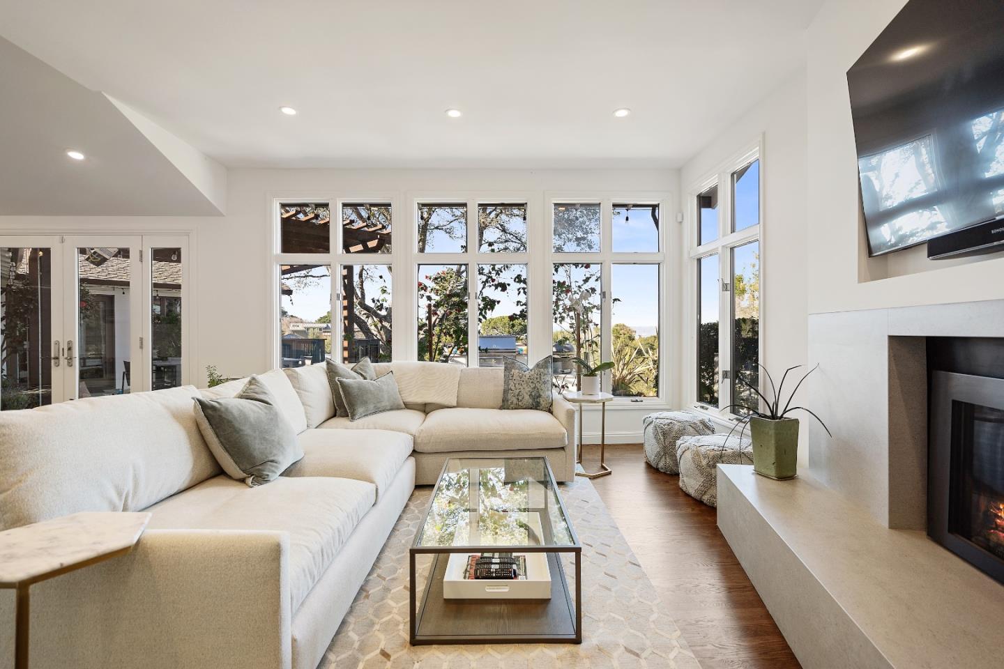 480 Pullman Road Hillsborough, CA 94010 - Photo 18 of 44