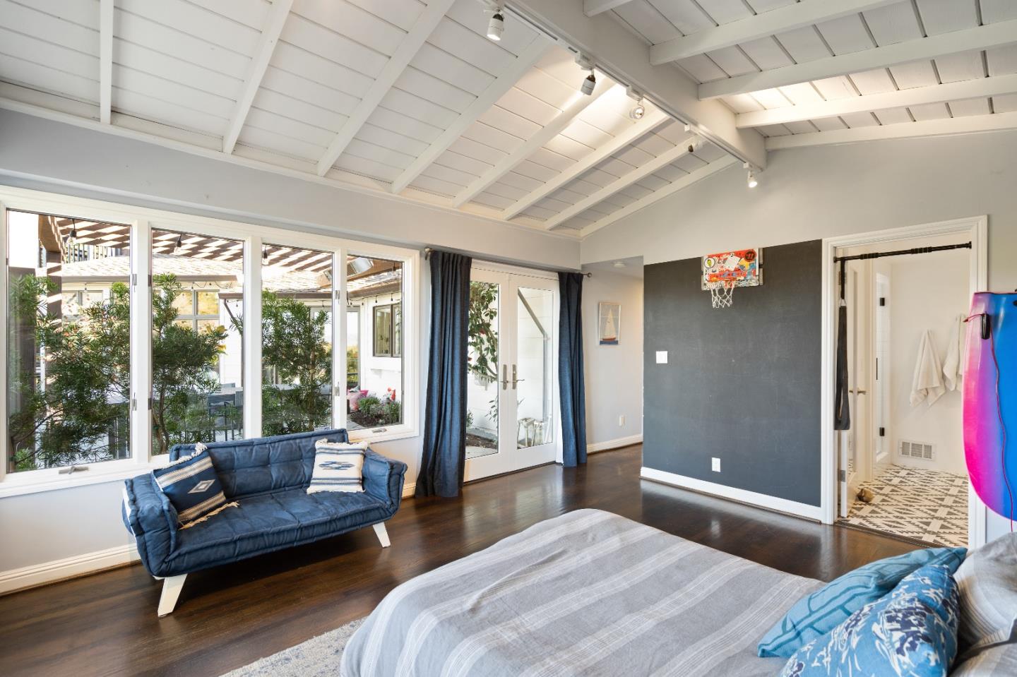 480 Pullman Road Hillsborough, CA 94010 - Photo 21 of 44