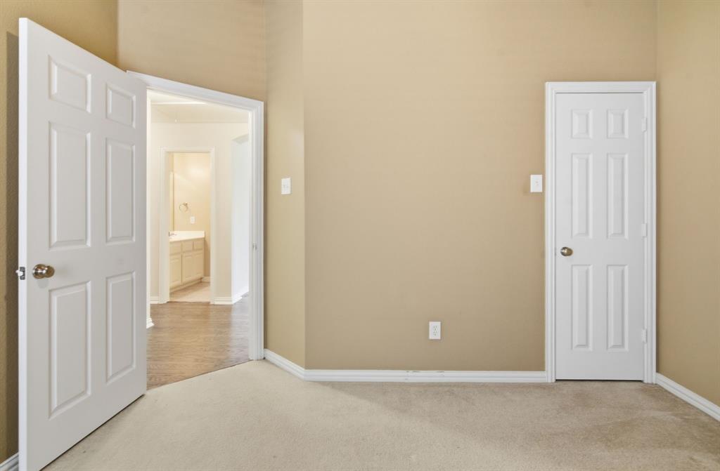 8180 Holliday Road Lantana, TX 76226 - Photo 22 of 31