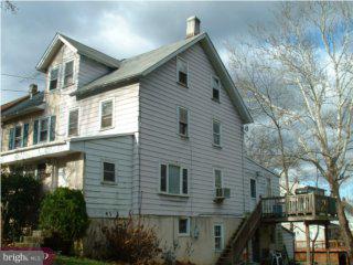 847 Aspen Road Aston, PA 19014 - Photo 3 of 6