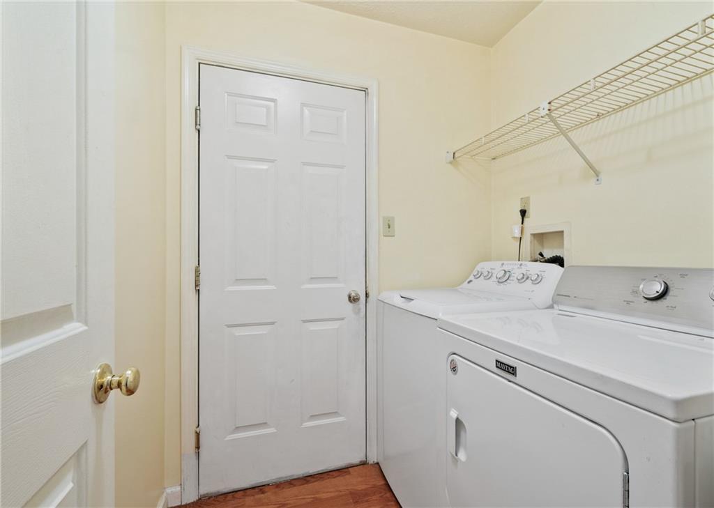 522 Leland Drive Pittsburgh, PA 15236 - Photo 12 of 22 a bathroom with a sink and vanity