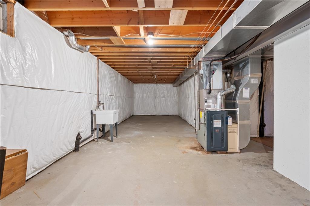 522 Leland Drive Pittsburgh, PA 15236 - Photo 20 of 22 a view of a storage & utility room