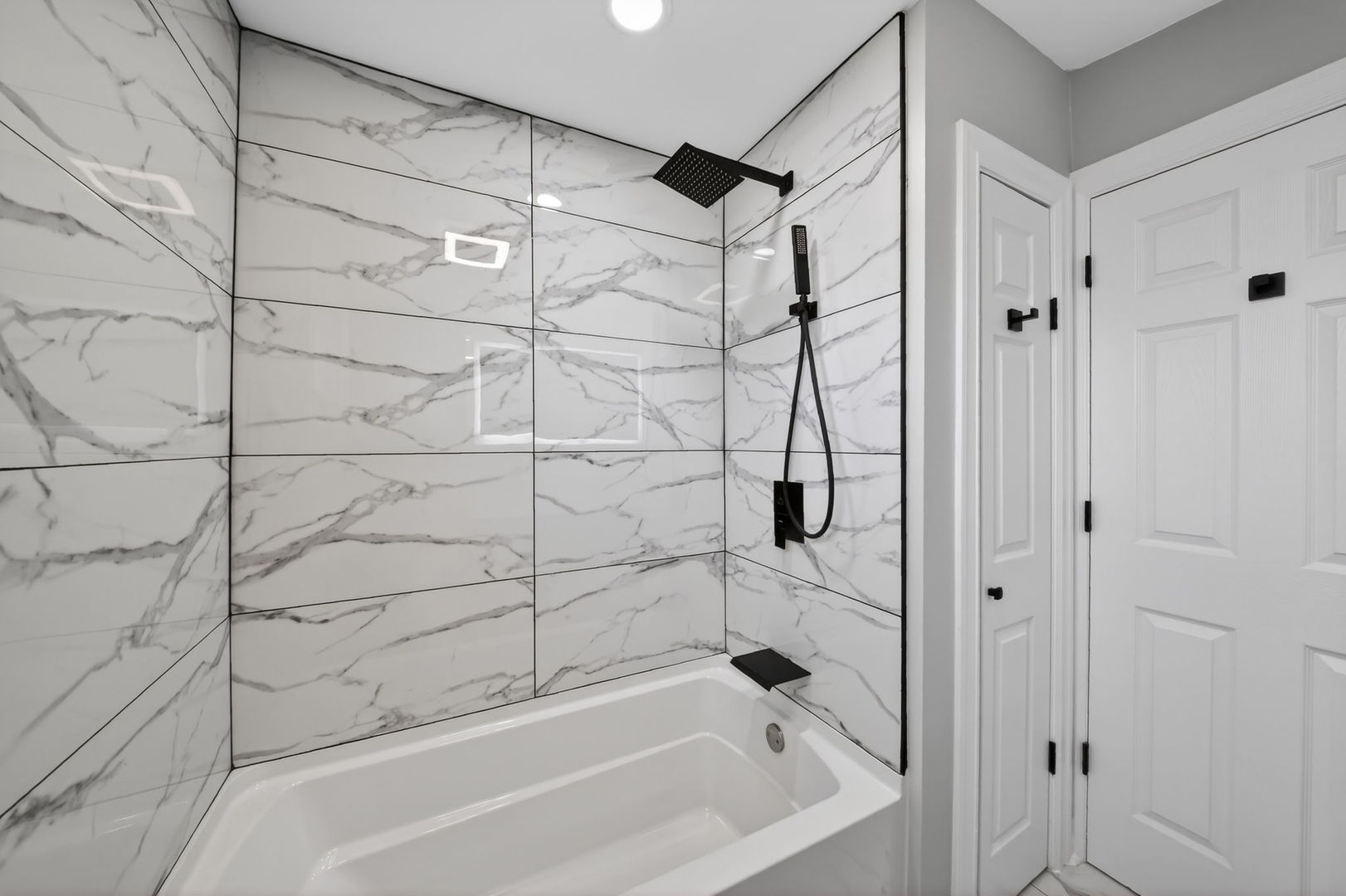 14940 Oak Street Dolton, IL 60419 - Photo 18 of 32