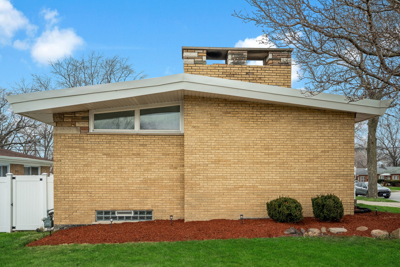 14940 Oak Street Dolton, IL 60419 - Photo 3 of 32