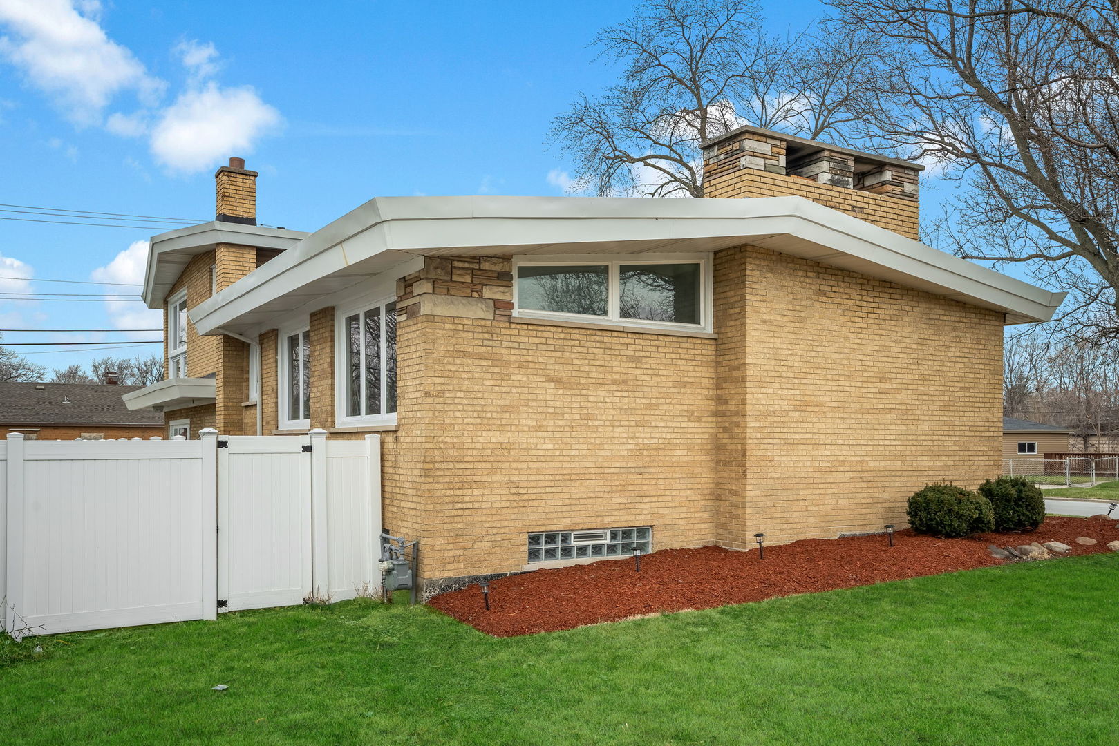 14940 Oak Street Dolton, IL 60419 - Photo 4 of 32