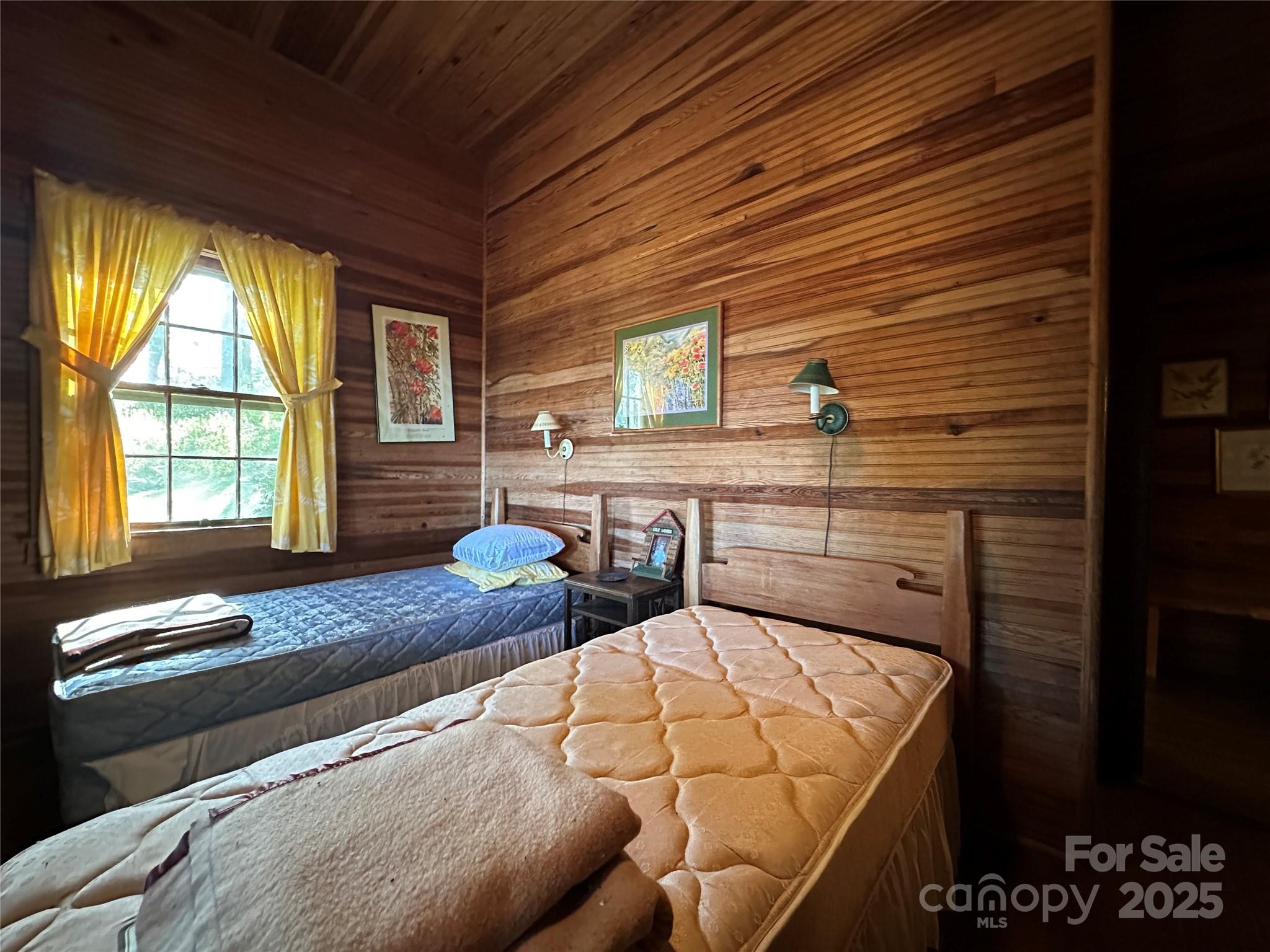 16 Osborn Knob Road Marion, NC 28752 - Photo 31 of 48 a view of a livingroom with furniture and window