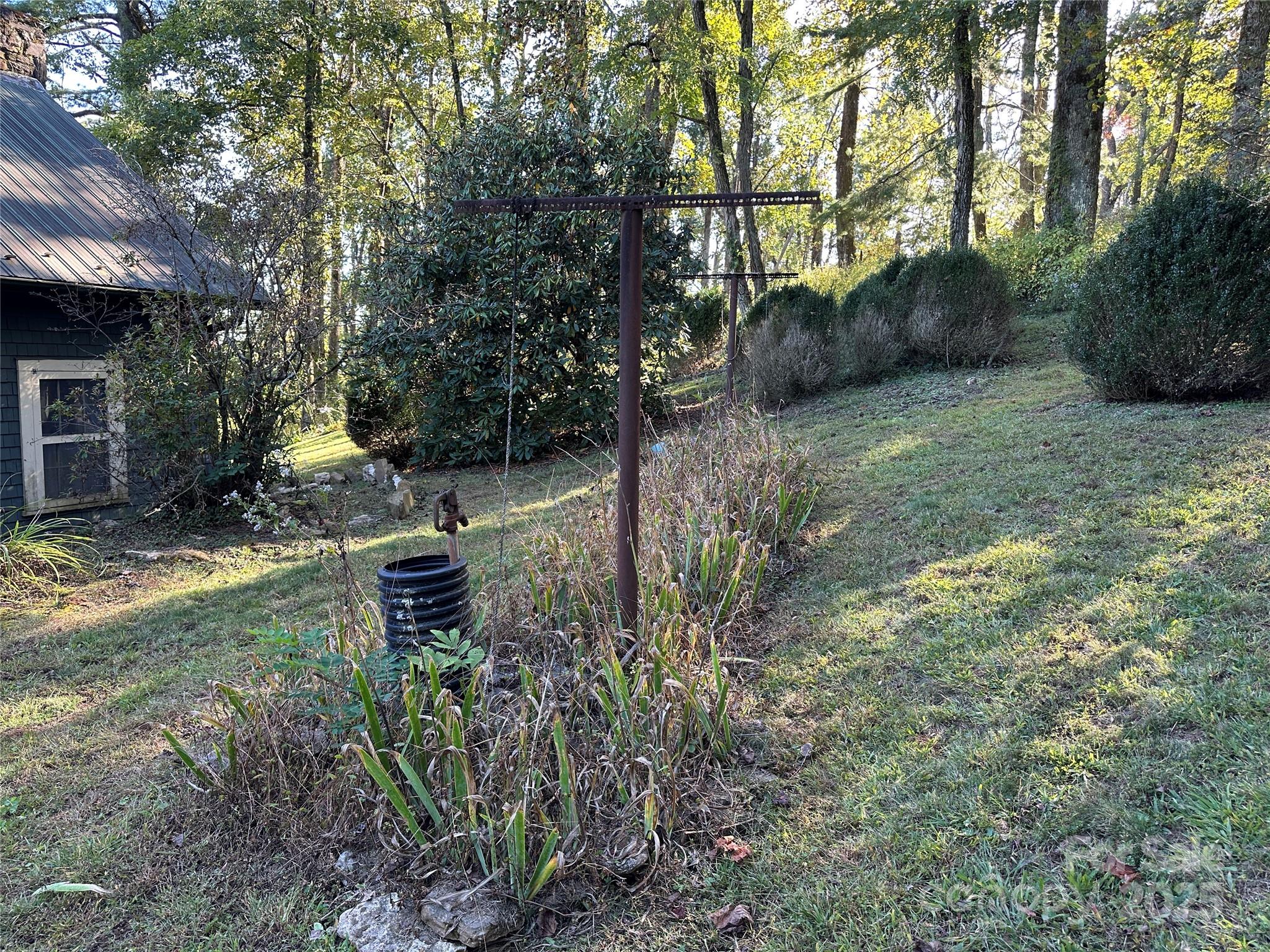 16 Osborn Knob Road Marion, NC 28752 - Photo 45 of 48 a backyard of a house with lots of green space