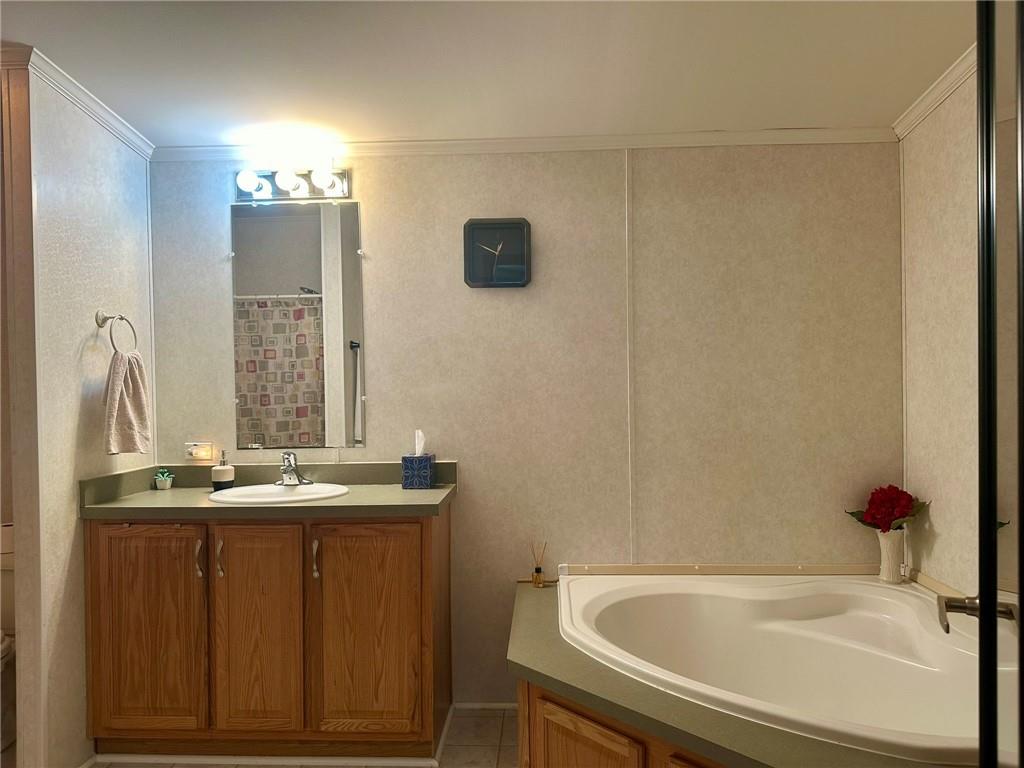 803 Hummingbird Lane Apollo, PA 15613 - Photo 12 of 19 Gallery Image 12