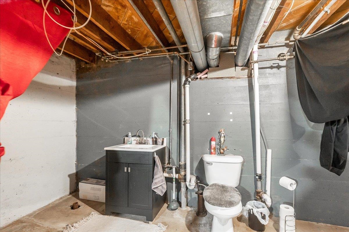 5219 East 2nd Street Superior, WI 54880 - Photo 19 of 31