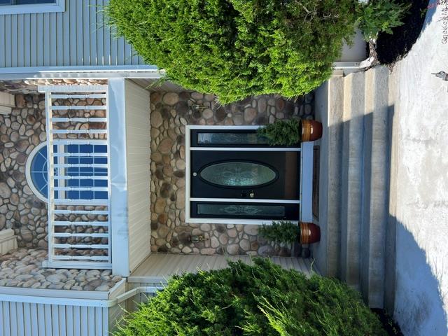 241 Old Castle Point Road Wappingers Falls, NY 12590 - Photo 4 of 27 Impressive entrance