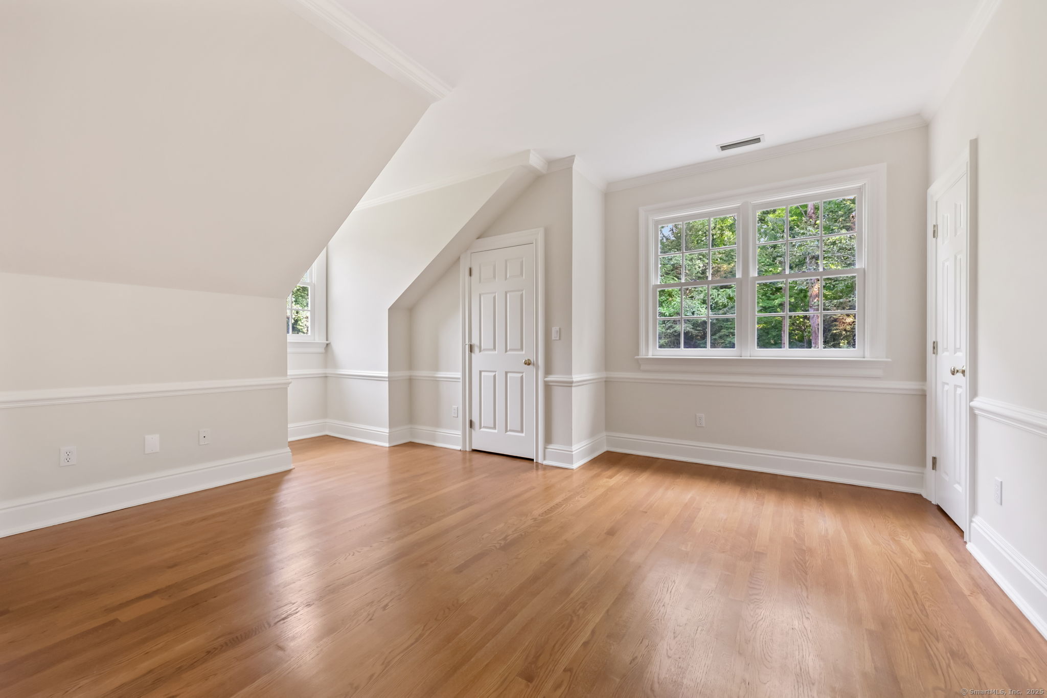 134 Valley Road New Canaan, CT 06840 - Photo 24 of 35