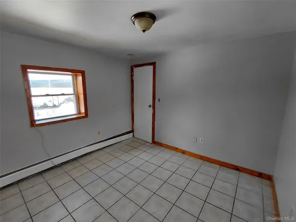 $1,500 | 2071 Ulster Avenue, Unit 9, Lake Katrine, NY 12449