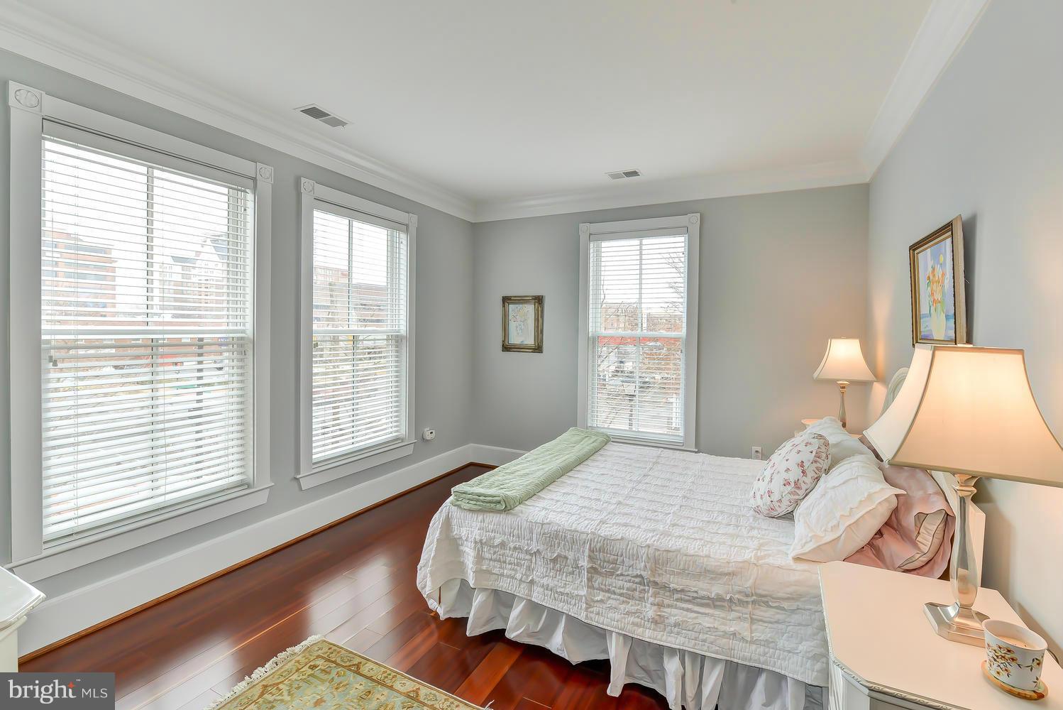 900 North Washington Street, Unit 201E Alexandria, VA 22314 - Photo 11 of 26 Bedroom (Master)