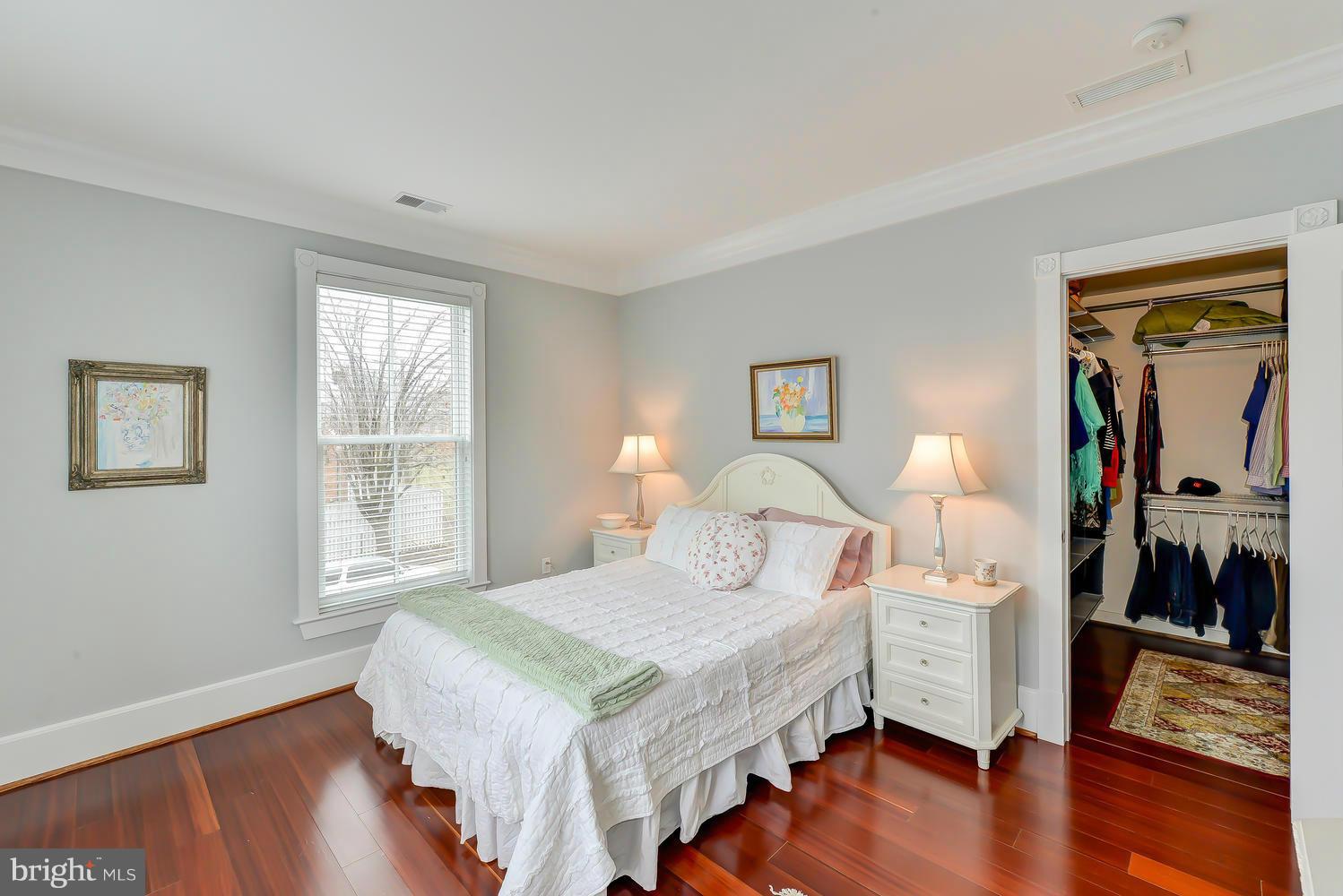 900 North Washington Street, Unit 201E Alexandria, VA 22314 - Photo 12 of 26 Bedroom (Master)