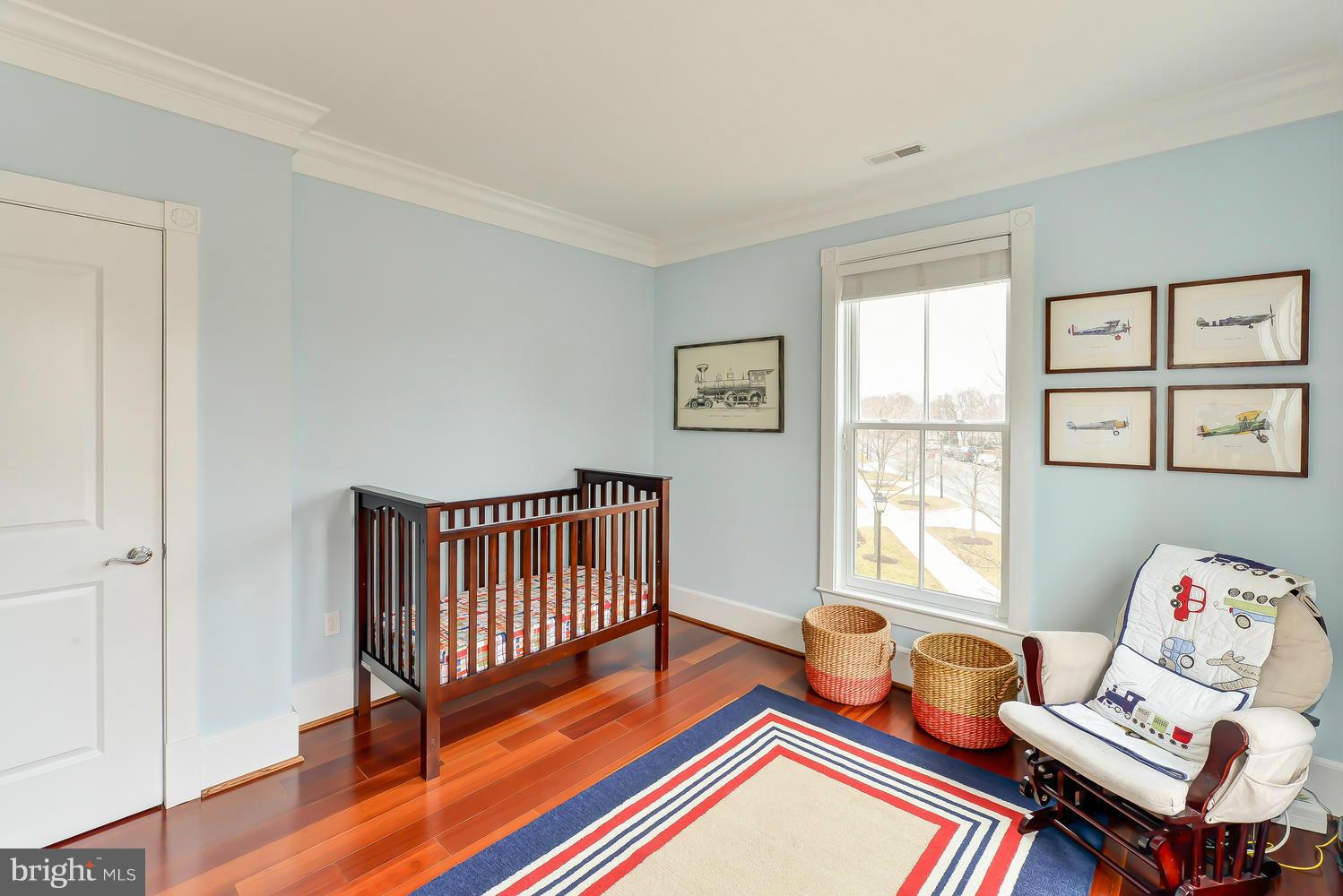 900 North Washington Street, Unit 201E Alexandria, VA 22314 - Photo 17 of 26 Bedroom